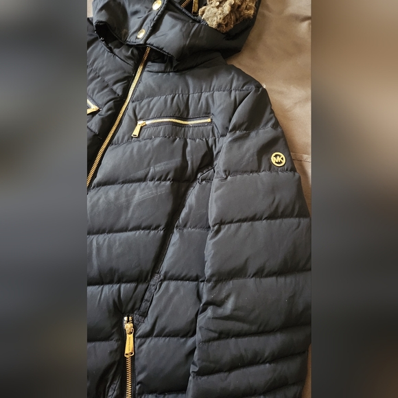 Coat - Picture 2 of 6